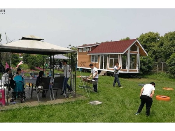 山水悠悠，移動木屋作伴